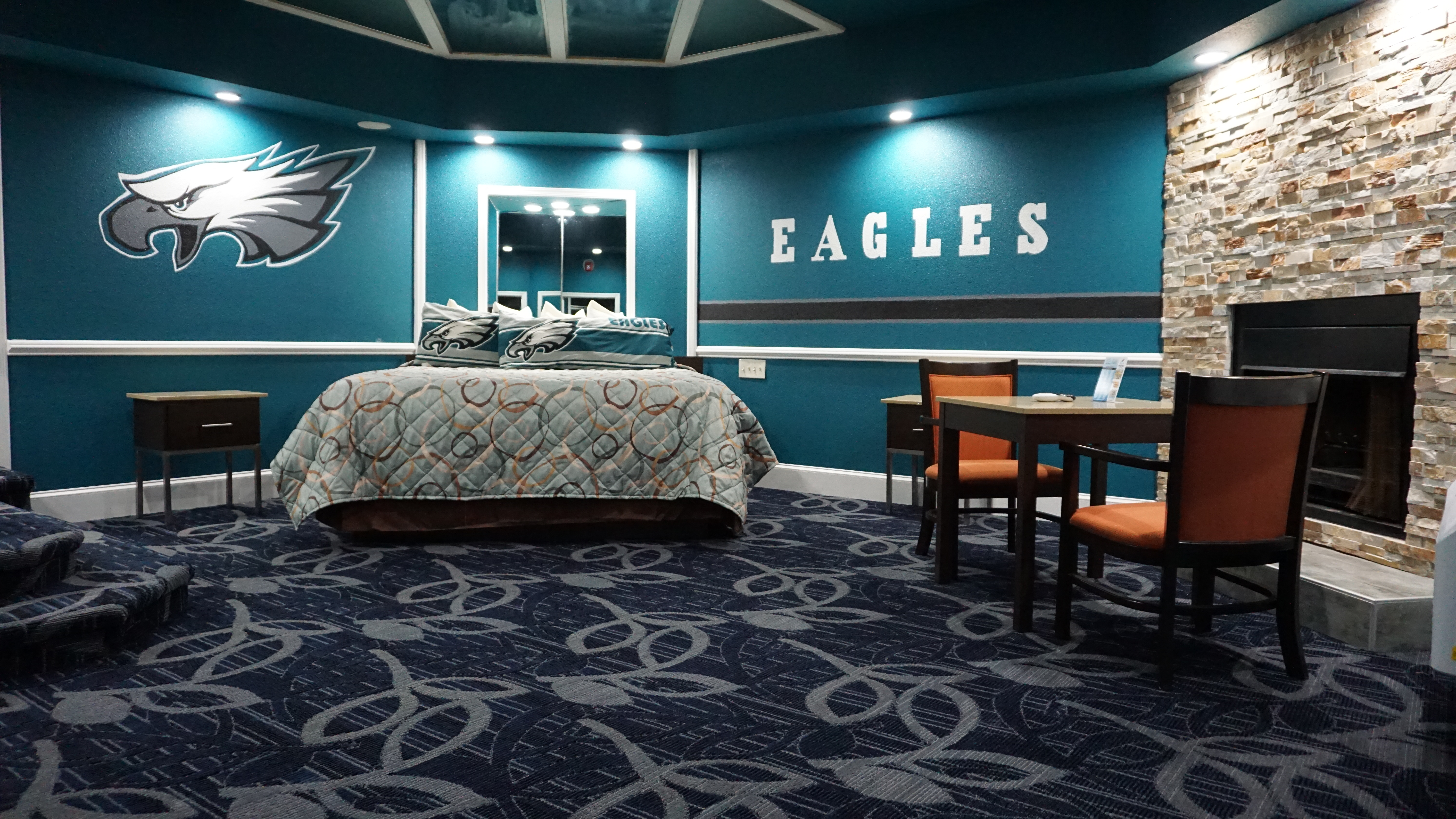 Eagles-Suite